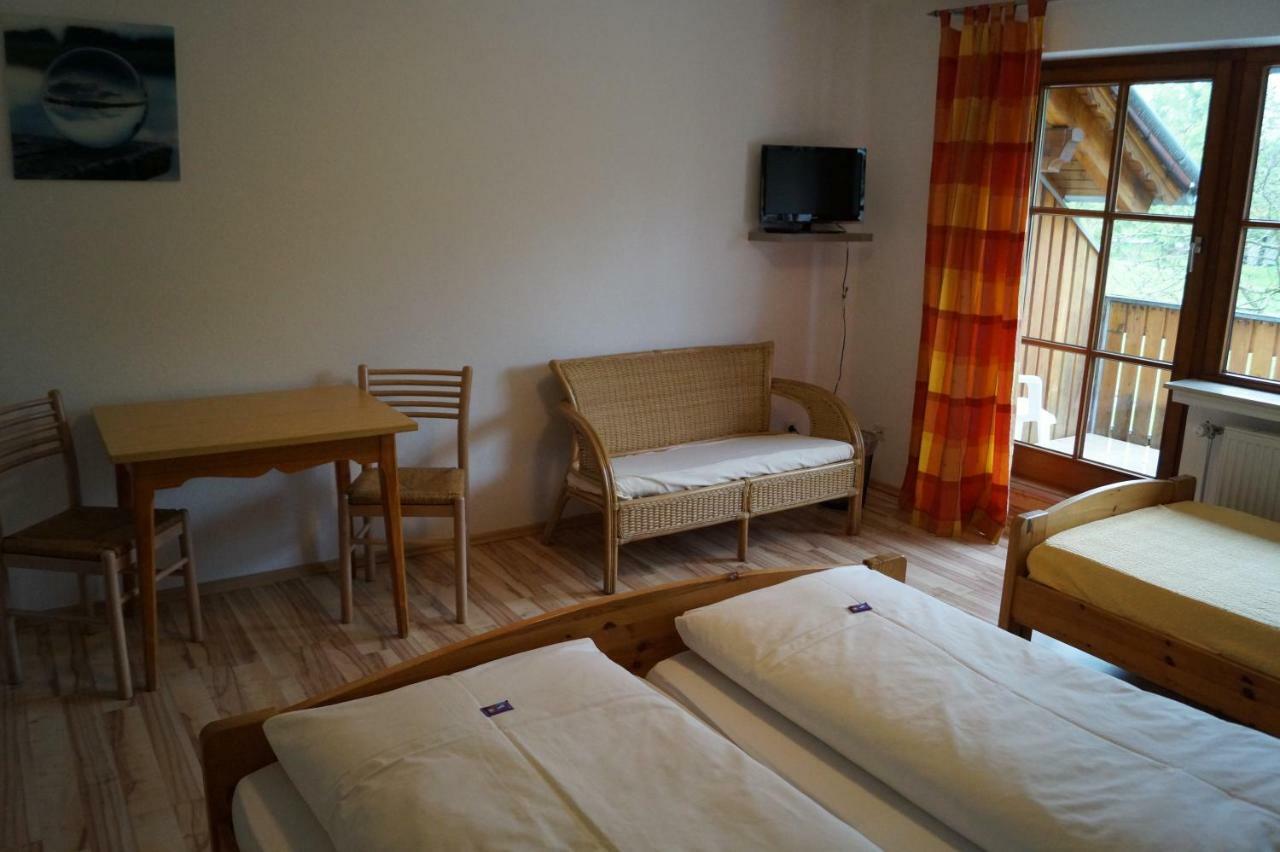 Gaestehaus Zur Muehle Dehm FDH Buitenkant foto